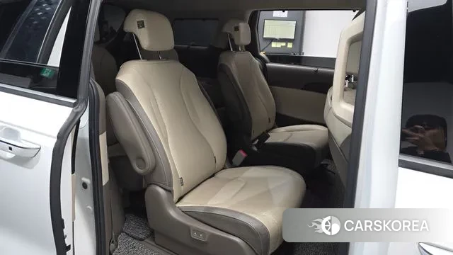 Kia Carnival 4th generation 2020 Белый из Кореи, фото 2