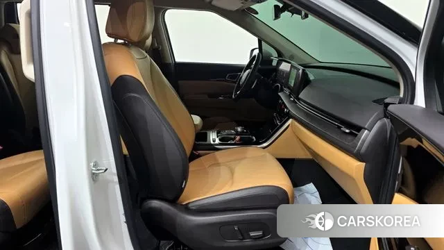 Kia Carnival 4th generation 2023 Белый из Кореи, фото 2