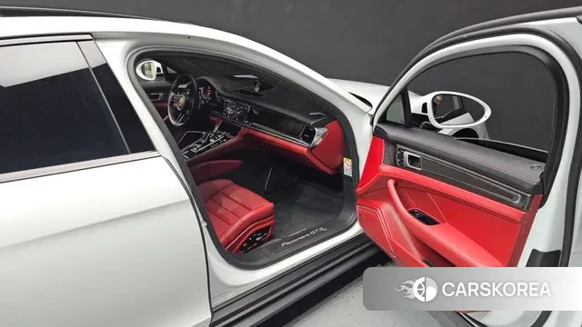 Porsche Panamera (971) 2022 Белый из Кореи, фото 2