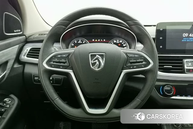 Baojun 730 2018 Белый из Китая, фото 2