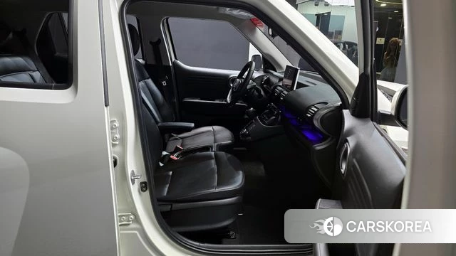 Hyundai Casper 2023 Белый из Кореи, фото 2