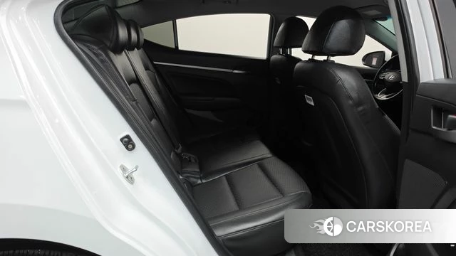 Hyundai The New Avante AD 2019 Белый из Кореи, фото 2