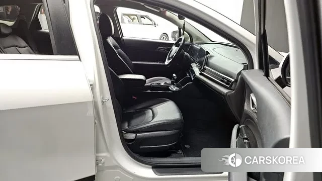 Kia Sportage 5th Generation 2022 Белый из Кореи, фото 2