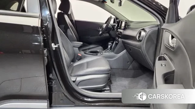 Hyundai Kona 2019 Черный из Кореи, фото 2