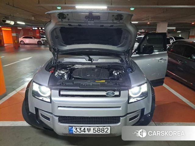 Land Rover Defender (L663) 2020 Серебряный из Кореи, фото 2