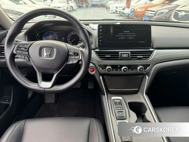 Honda Accord 2023 Белый из Китая, фото 2