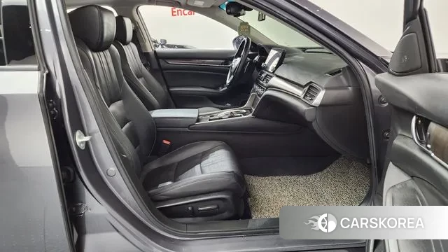 Honda Accord 10th Generation 2021 Серебряный из Кореи, фото 2