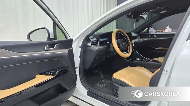 Kia K5 3rd generation 2021 Белый из Кореи, фото 2