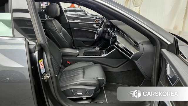 Audi A7 (4K) 2020 Серый из Кореи, фото 2