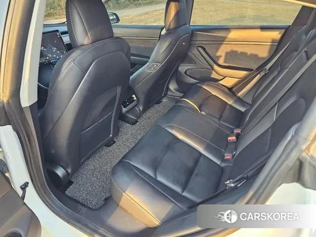 Tesla Model 3 2020 Белый из Кореи, фото 2