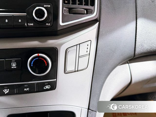 Hyundai The New Grand Starex 2019 Серебряный из Кореи, фото 2