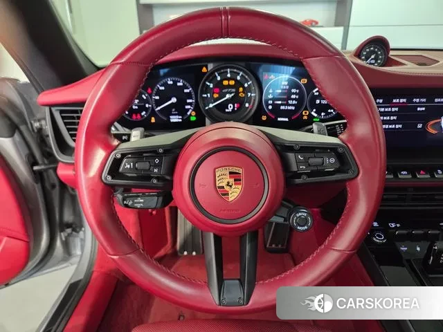 Porsche 911(992) 2023 Серебряный из Кореи, фото 2