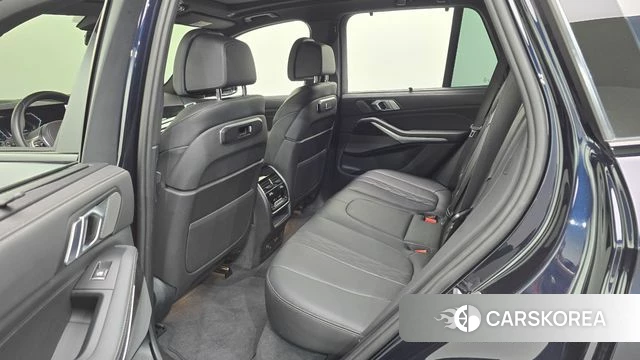 BMW X5 (G05) 2024 Черный из Кореи, фото 2