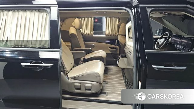 Kia Carnival 4th generation 2021 Черный из Кореи, фото 2