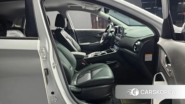 Hyundai Kona Electric 2018 Серебристо-серый из Кореи, фото 2