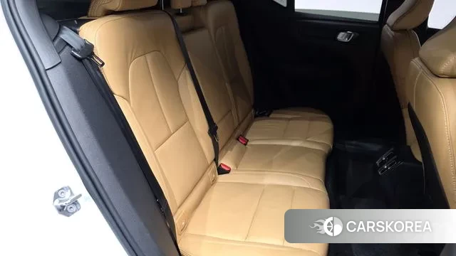 Volvo XC40 2019 Белый из Кореи, фото 2