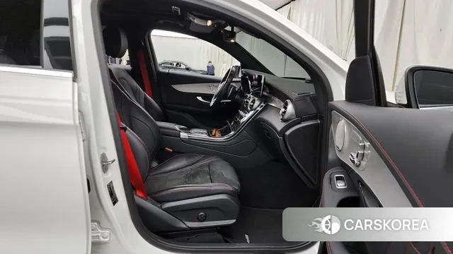 Mercedes-Benz GLC-Class X253 2021 Белый из Кореи, фото 2