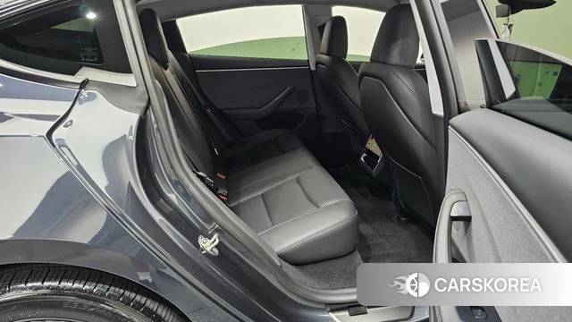 Tesla Model 3 2024 Серый из Кореи, фото 2