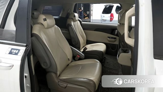 Kia Carnival 4th generation 2020 Белый из Кореи, фото 2