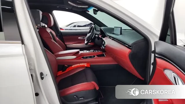 Genesis GV70 2021 Белый из Кореи, фото 2