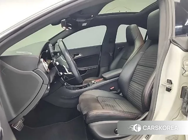 Mercedes-Benz CLA-Class C117 2018 Белый из Кореи, фото 2