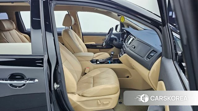 Kia The New Carnival 2018 Черный из Кореи, фото 2