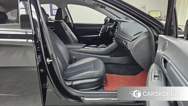 Hyundai Sonata (DN8) 2021 Черный из Кореи, фото 2