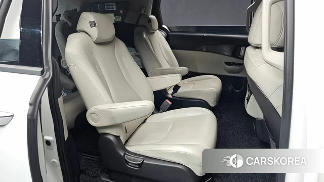 Kia Carnival 4th generation 2022 Белый из Кореи, фото 2