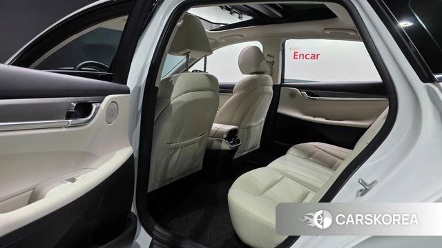 Hyundai The New Grandeur IG Hybrid 2022 Белый из Кореи, фото 2