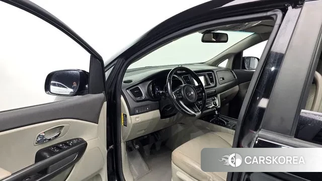 Kia All New Carnival 2018 Черный из Кореи, фото 2