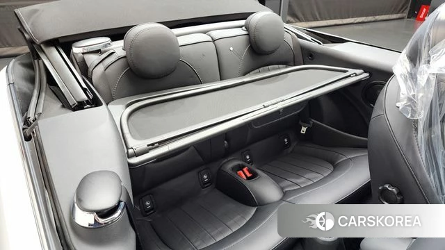 Mini Cooper S Convertible 2023 Белый из Кореи, фото 2