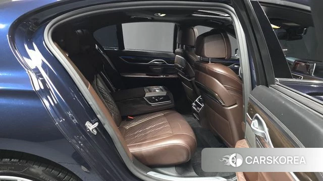 BMW 7 Series (G11) 2019 Синий из Кореи, фото 2