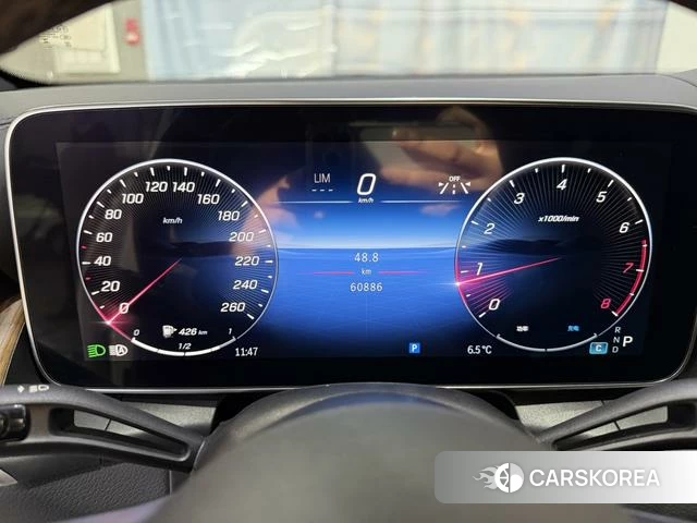 Mercedes-Benz GLC 2023 Белый из Китая, фото 2