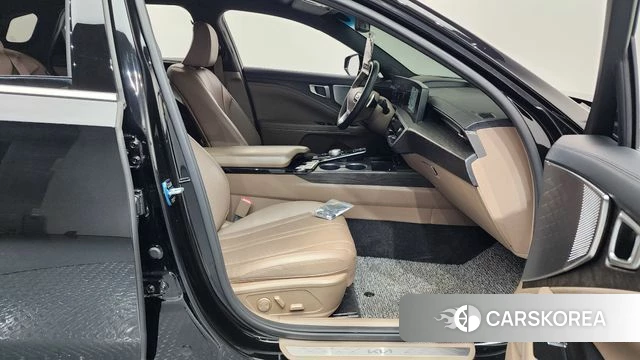 Kia K8 2022 Черный из Кореи, фото 2