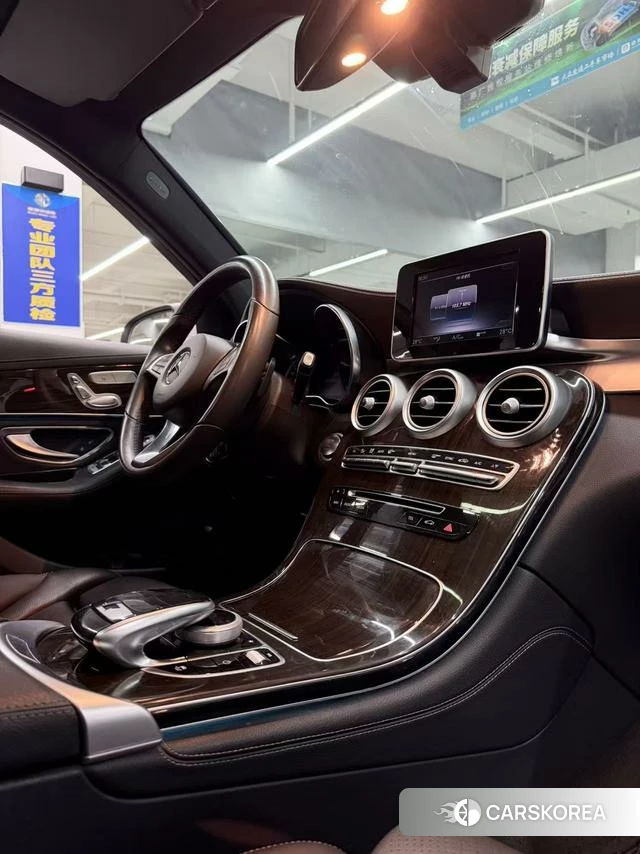 Mercedes-Benz GLC 2019 Белый из Китая, фото 2