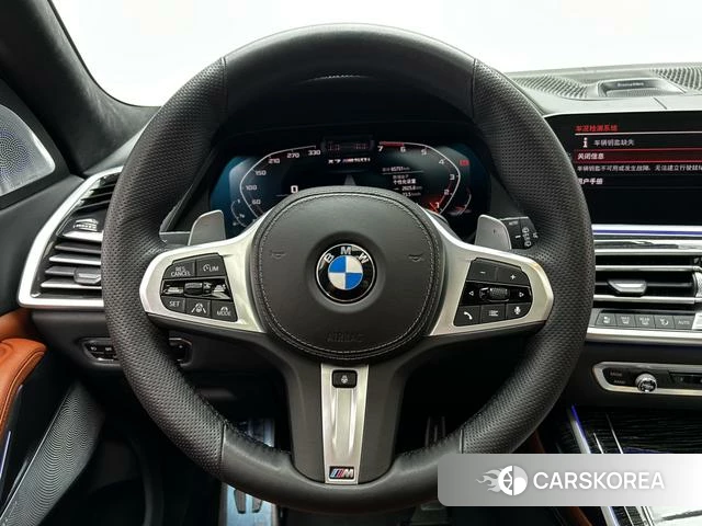 BMW X7 2021 Черный из Китая, фото 2