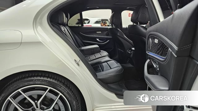 Mercedes-Benz E-Class W213 2020 Белый из Кореи, фото 2