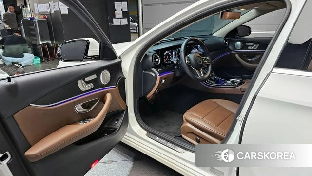 Mercedes-Benz E-Class W213 2020 Белый из Кореи, фото 2