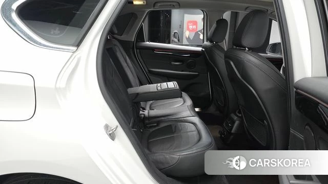 BMW 2 Series Active Tourer (F45) 2018 Белый из Кореи, фото 2