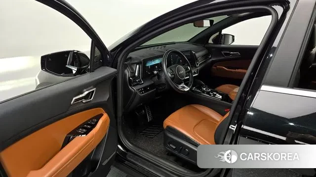 Kia Sportage 5th Generation Hybrid 2021 Черный из Кореи, фото 2