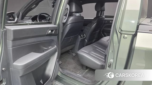 Ssangyong The New Rexton Sport 2021 Темно-зеленый из Кореи, фото 2