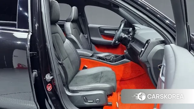 Volvo XC40 2020 Черный из Кореи, фото 2