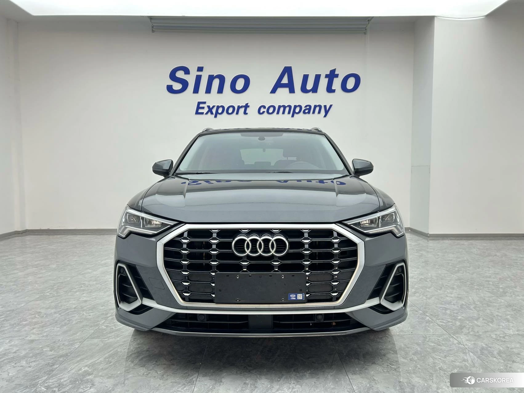 Audi Q3 2021 Темно-серый из Китая, фото 2