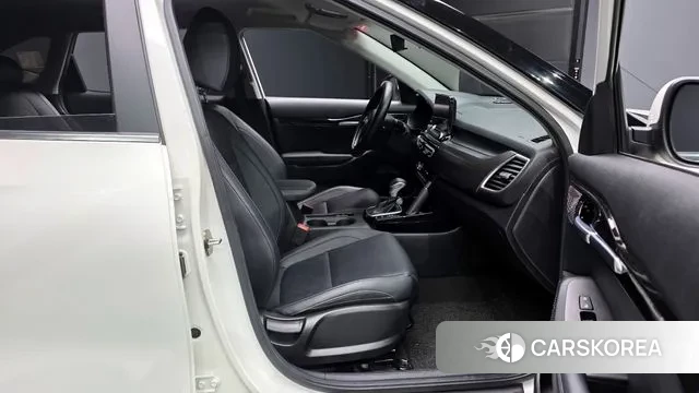 Kia Seltos 2020 Белый из Кореи, фото 2