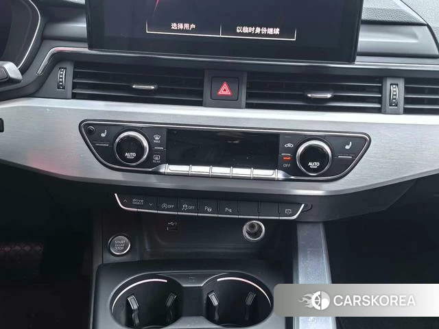 Audi A4L 2020 Белый из Китая, фото 2