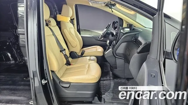 Hyundai Staria 2021 Черный из Кореи, фото 2