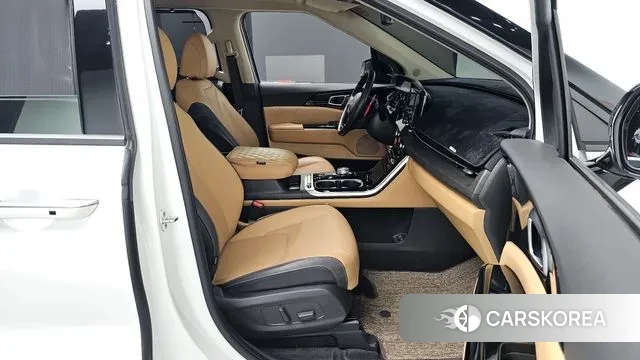 Kia Carnival 4th generation 2022 Белый из Кореи, фото 2