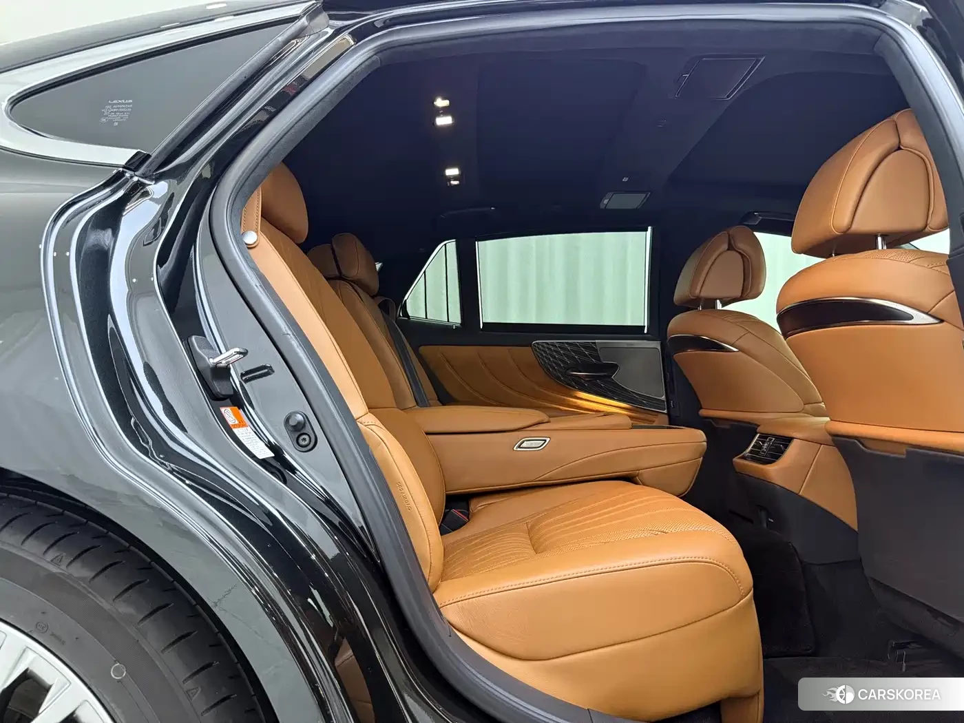 Lexus LS 2024 Черный из Китая, фото 2