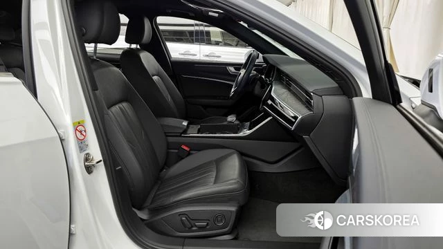 Audi A6 (C8) 2019 Белый из Кореи, фото 2