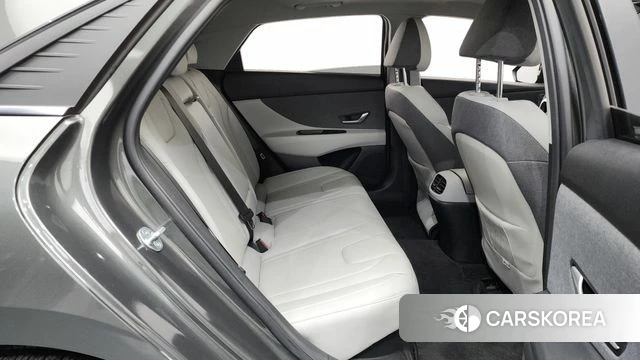 Hyundai Avante Hybrid (CN7) 2022 Серый из Кореи, фото 2